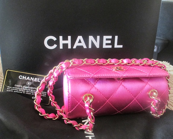 xxM1072M Chanel purse Clutch x